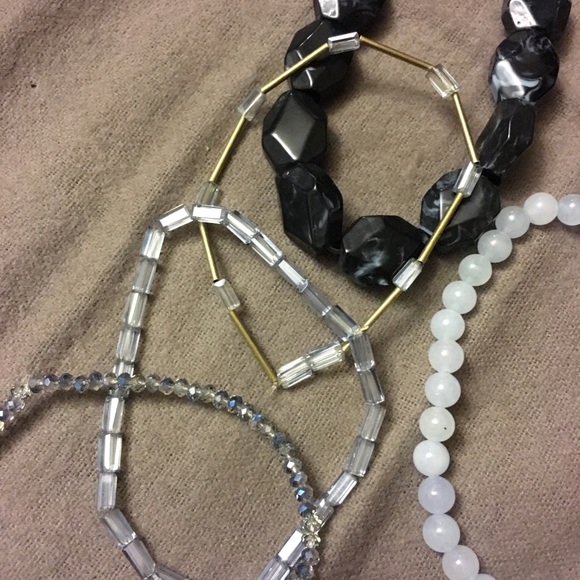 Loft bracelet set 5/$25 - Picture 2 of 3